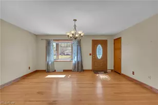 811 Tarry Ln, Amherst, OH 44001 - Photo 7