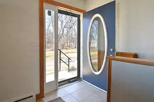 9090 Headlands Rd, Mentor, OH 44060 - Photo 7