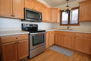 9090 Headlands Rd, Mentor, OH 44060 - Photo 17