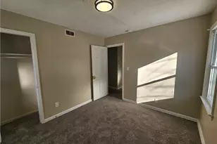 2450 Greenvale Rd, Loveland, OH 44121 - Photo 9