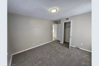 2450 Greenvale Road, Loveland, OH 44121 - Photo 11