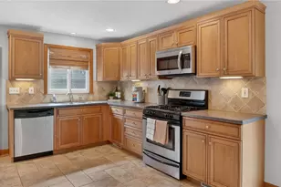 6716 Charles Rd, North Olmsted, OH 44070 - Photo 11