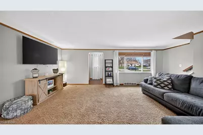 6716 Charles Road, North Olmsted, OH 44070 - Photo 33