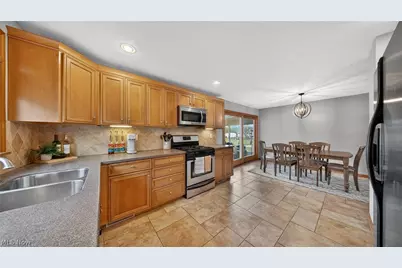 6716 Charles Road, North Olmsted, OH 44070 - Photo 13