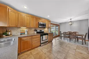 6716 Charles Rd, North Olmsted, OH 44070 - Photo 13