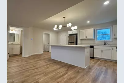 1581 Drexel Avenue NW, Warren, OH 44485 - Photo 11