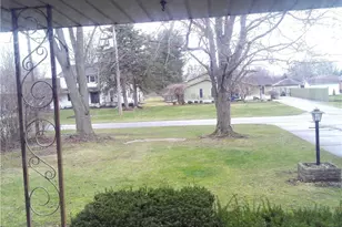 370 North Dr, Lorain, OH 44053 - Photo 15