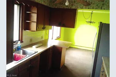 370 North Drive, Lorain, OH 44053 - Photo 11