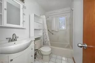 963 Winston St, Akron, OH 44314 - Photo 21