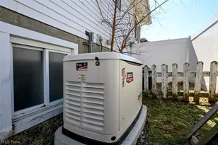 963 Winston St, Akron, OH 44314 - Photo 33