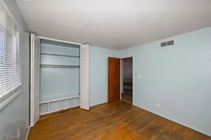 963 Winston St, Akron, OH 44314 - Photo 17