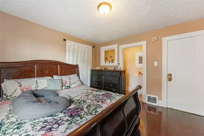 2409 Gilbert Avenue NE, Canton, OH 44705 - Photo 31