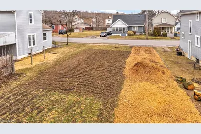 52 Norwood Street, Barberton, OH 44203 - Photo 3