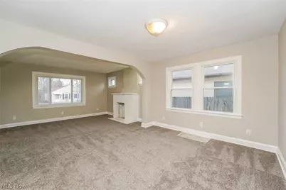 130 Taft Avenue, Elyria, OH 44035 - Photo 5