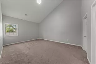 5547 Beavercrest Dr, Lorain, OH 44053 - Photo 11