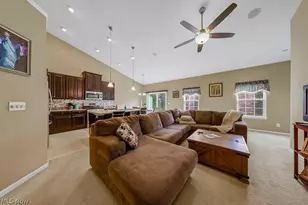 2014 S Ashwood Ln, Painesville, OH 44077 - Photo 11