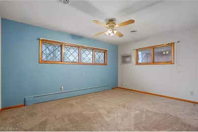 23501 Effingham Boulevard, Euclid, OH 44117 - Photo 17