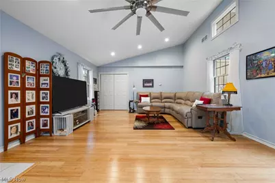 841 S Canal Street, Canal Fulton, OH 44614 - Photo 9