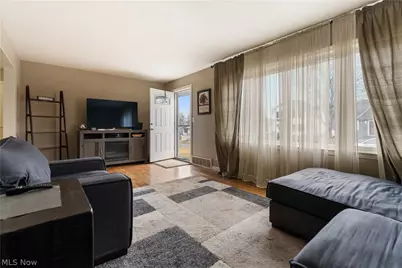 2642 10th Street, Cuyahoga Falls, OH 44221 - Photo 9