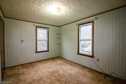 414 Ohio Street, Tiltonsville, OH 43963 - Photo 9