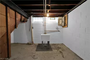 15705 Maplewood Ave, Maple Heights, OH 44137 - Photo 25