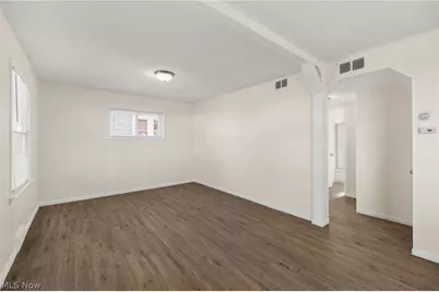 11829 Longmead Avenue, Loveland, OH 44135 - Photo 5