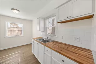 11829 Longmead Ave, Loveland, OH 44135 - Photo 7