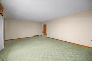 1820 W 36th St, Lorain, OH 44053 - Photo 5