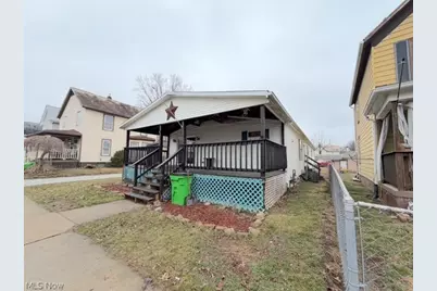 527 W 3rd Street, Uhrichsville, OH 44683 - Photo 23