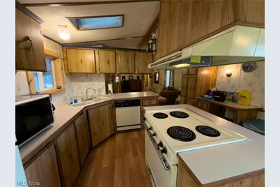 118 Driftwood Drive, Port Clinton, OH 43452 - Photo 11