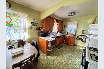 6526 Westminster Drive, Parma, OH 44129 - Photo 3