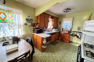 6526 Westminster Dr, Parma, OH 44129 - Photo 3