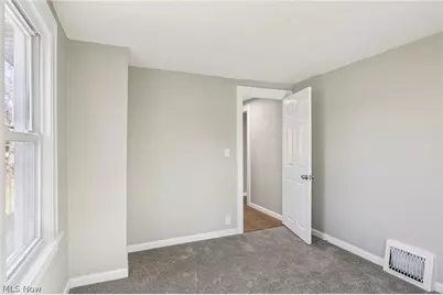 62 Jacobs Road, Hubbard, OH 44425 - Photo 13