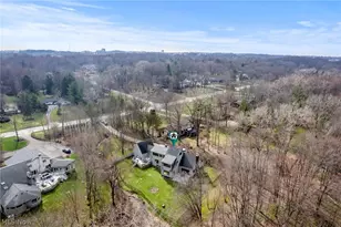 29475 S Woodland Rd, Pepper Pike, OH 44124 - Photo 43