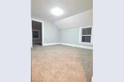 159 Piccadilly Street, Campbell, OH 44405 - Photo 9