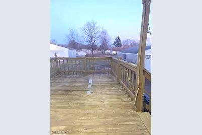 159 Piccadilly Street, Campbell, OH 44405 - Photo 15