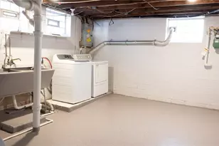 19071 Naumann Ave, Euclid, OH 44119 - Photo 15