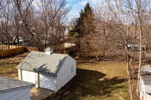 19071 Naumann Ave, Euclid, OH 44119 - Photo 17