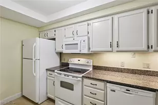 1071 N Jefferson St, Medina, OH 44256 - Photo 17