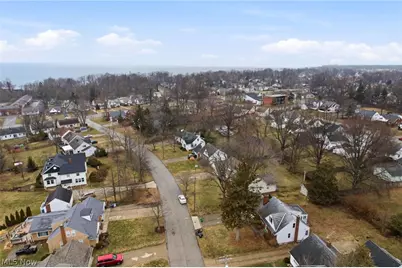 295 E 276th Street, Euclid, OH 44132 - Photo 33