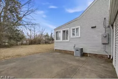 295 E 276th Street, Euclid, OH 44132 - Photo 31