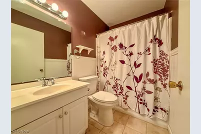 330 Deepwood Drive, Wadsworth, OH 44281 - Photo 9