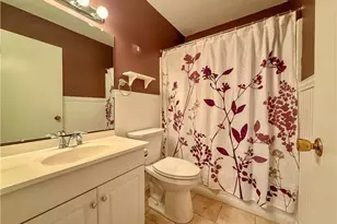 330 Deepwood Dr, Wadsworth, OH 44281 - Photo 9