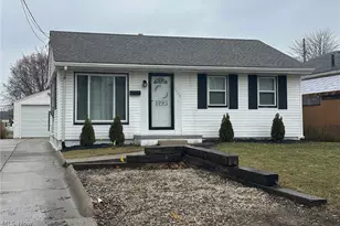 1193 Stratford, Barberton, OH 44203 - Photo 1