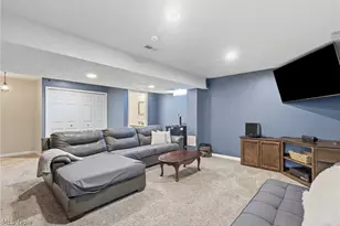6258 Dogwood Ln, North Ridgeville, OH 44039 - Photo 13