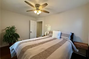 2216 Barrington Rd, University Heights, OH 44118 - Photo 21