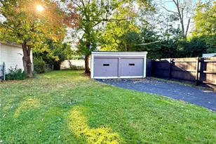 2216 Barrington Rd, University Heights, OH 44118 - Photo 33