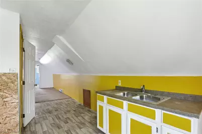 851 Paxton Road, Loveland, OH 44108 - Photo 9