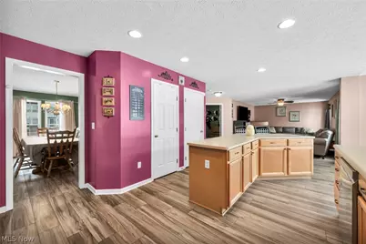 4253 Santina Way, Lorain, OH 44053 - Photo 13