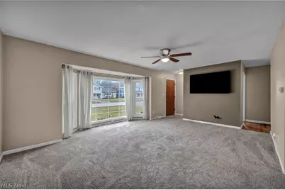 337 University Avenue, Elyria, OH 44035 - Photo 11